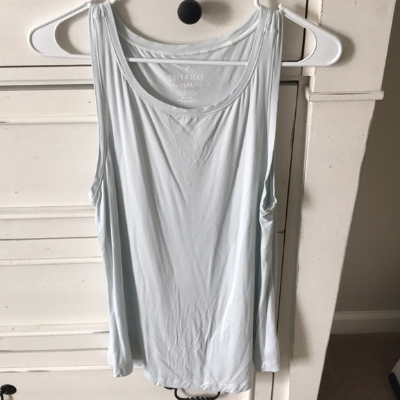 Muscle tank - Picture 1 of 3